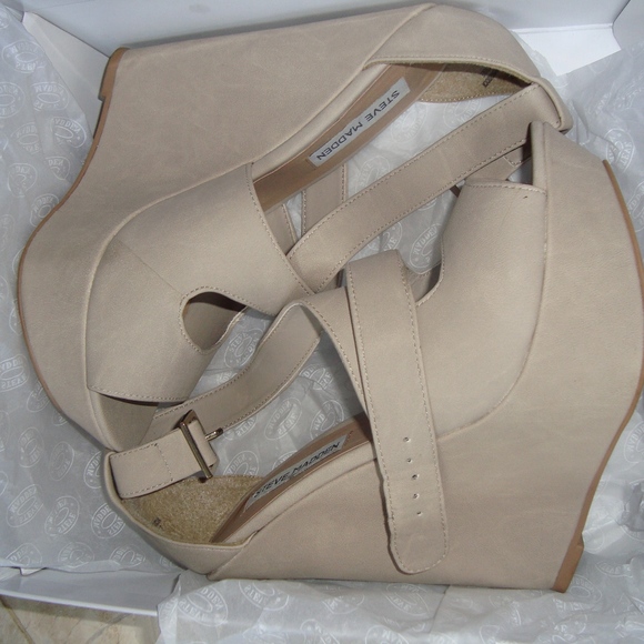 COPY - Steve Madden Xternall Wedges - Picture 2 of 6